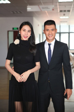 https://static-images.vnncdn.net/vps_images_publish/000001/000003/2026/4/28/thuy-tien-1050.jpg