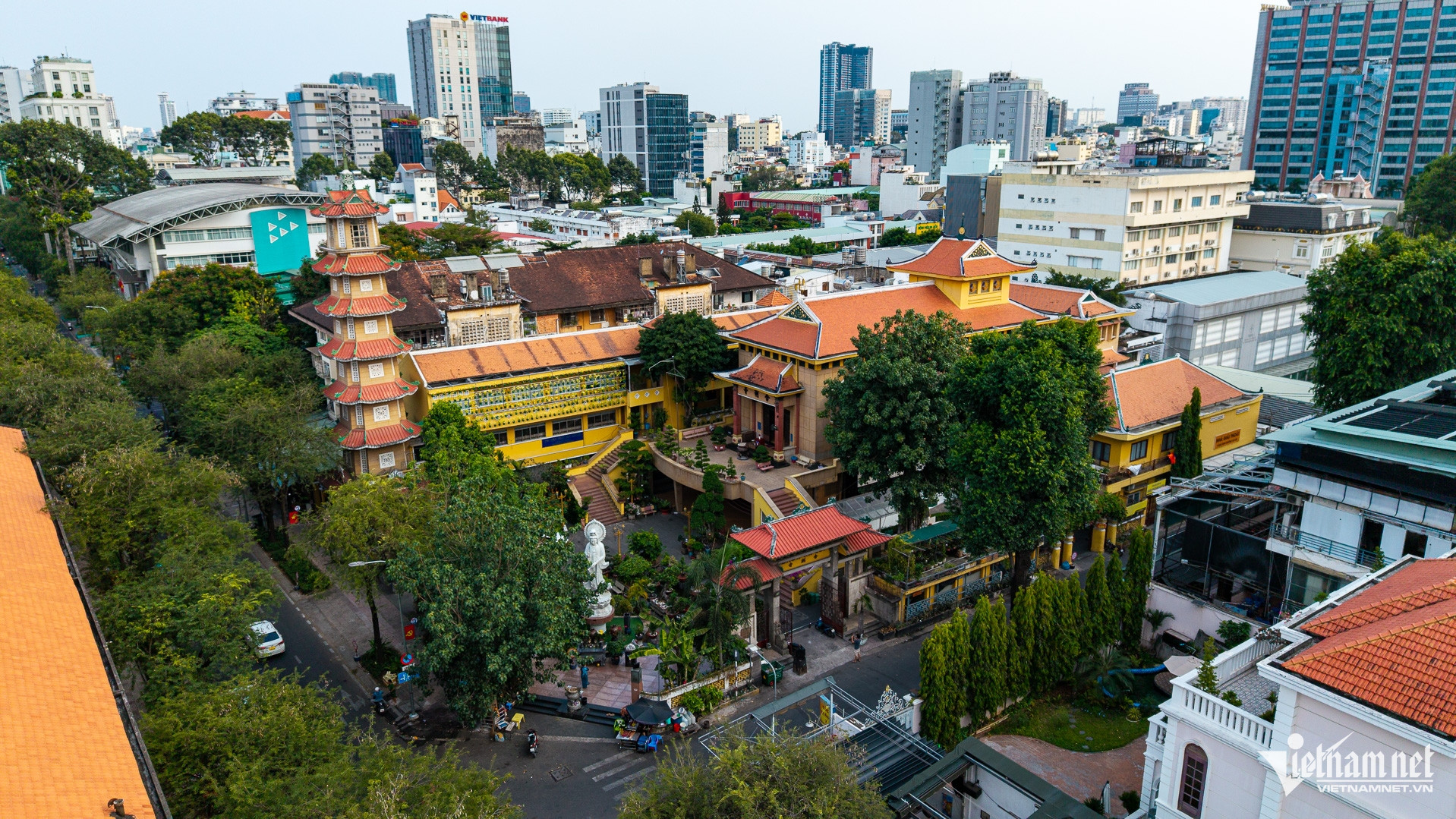 W-Các đường tên sư ni   Tuấn Hùng 13.jpg