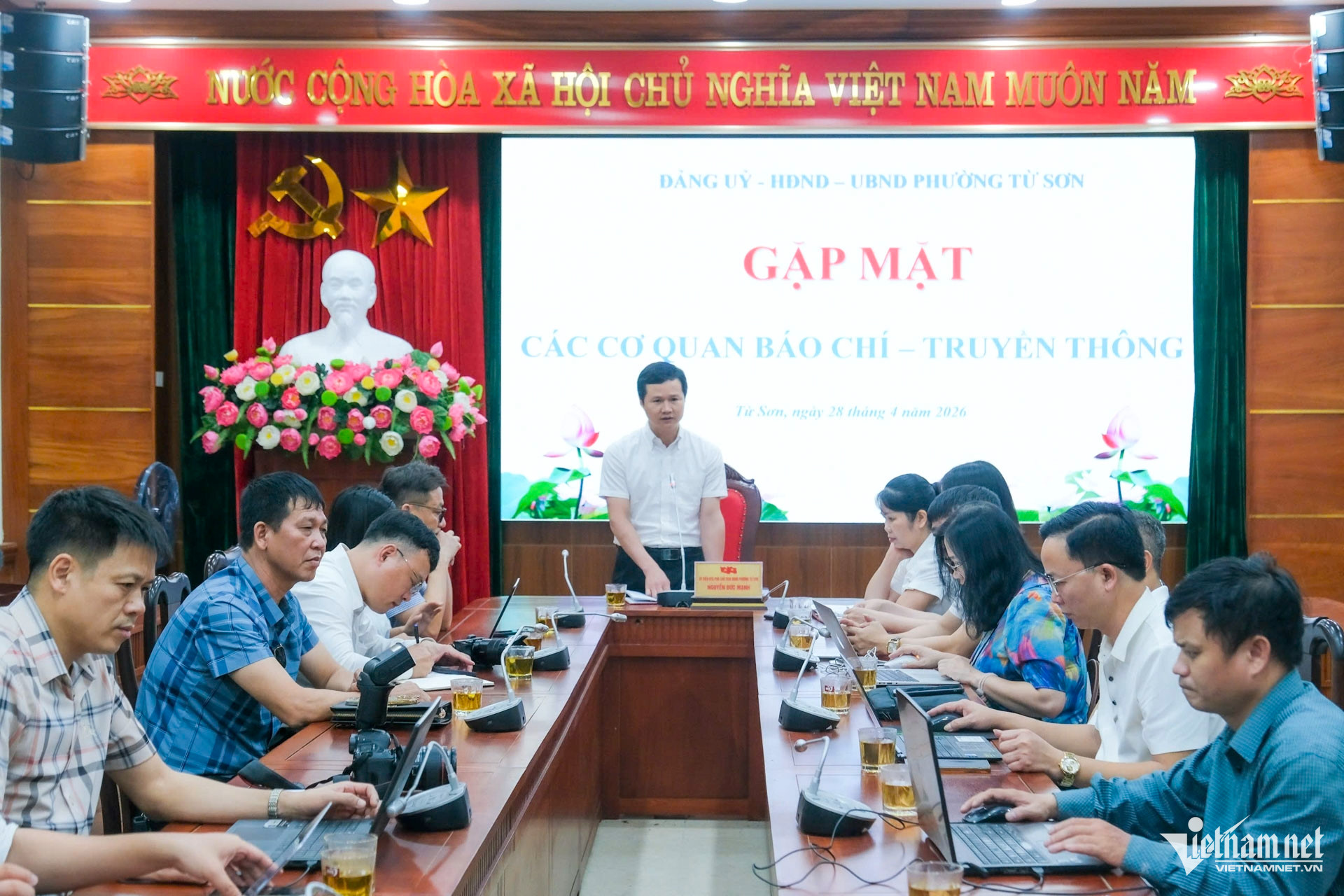 W-đền đô bắc ninh_1.JPG.jpg