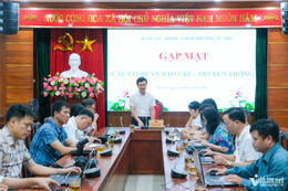 W-đền đô bắc ninh_1.JPG.jpg