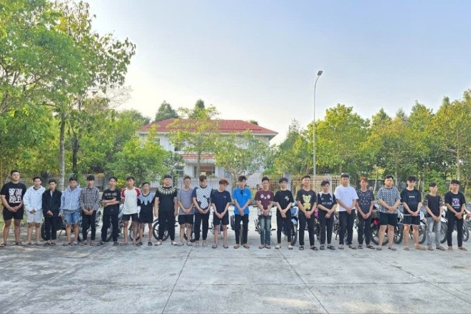 24 thanh thiếu niên tụ tập đua xe, 'đại náo' xuyên tỉnh bị khởi tố