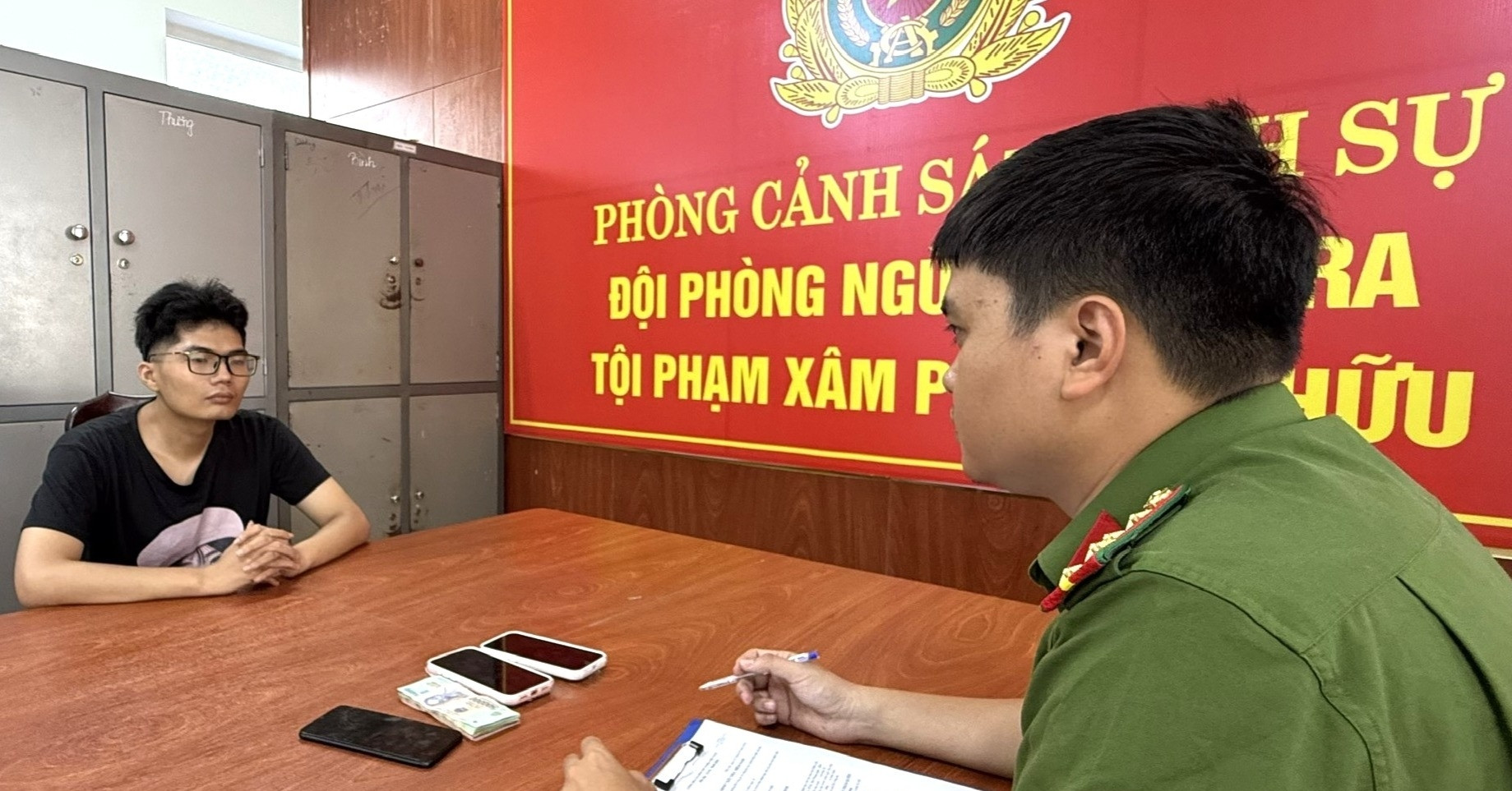 Bắt khẩn cấp thanh niên trộm 5 cây vàng của em gái người yêu