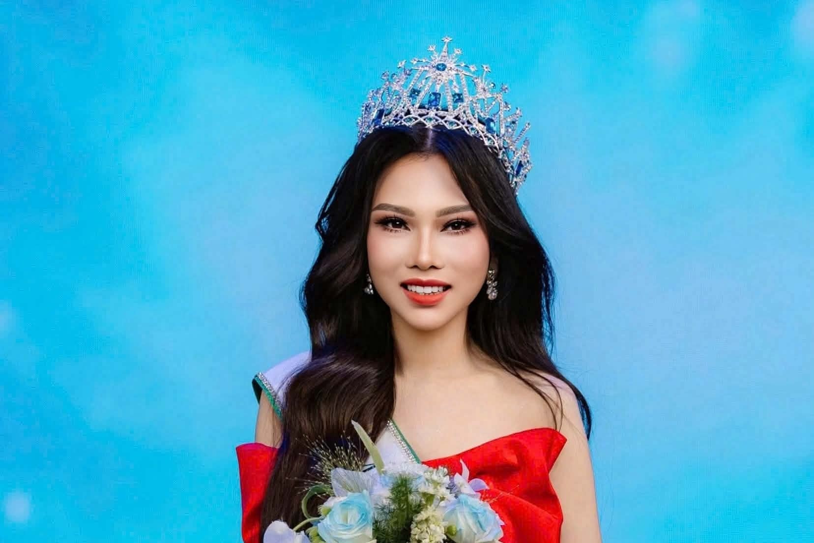 Cô gái Bắc Ninh mồ côi đăng quang Mrs Earth Vietnam 2026