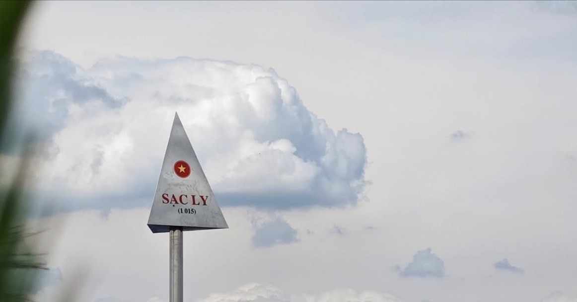 'Cửa ngõ thép' đồi Sạc Ly xanh lại những hàng thông