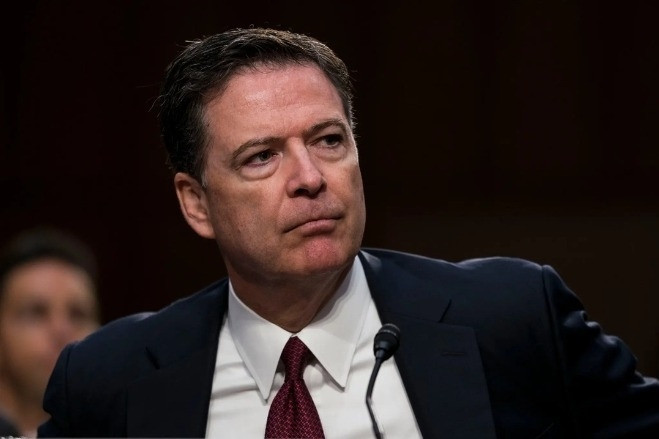 Cựu Giám đốc FBI đối mặt án tù 10 năm vì đe dọa ông Trump