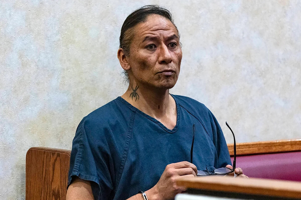 Nam diễn viên 50 tuổi bị tù chung thân vì loạt tội xâm hại tình dục