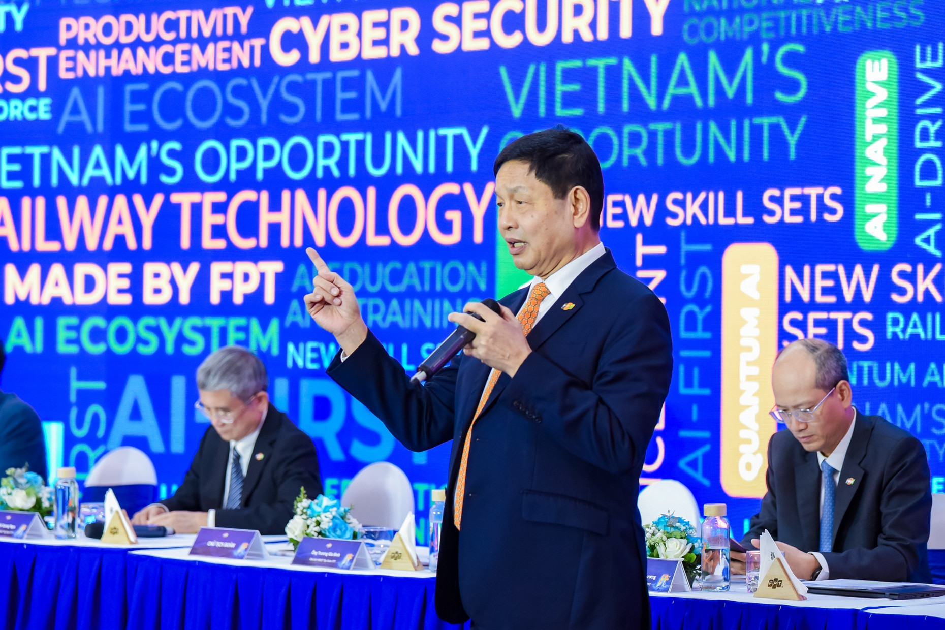 Nhật Bản trao Huân chương Mặt trời mọc cho Chủ tịch FPT Trương Gia Bình