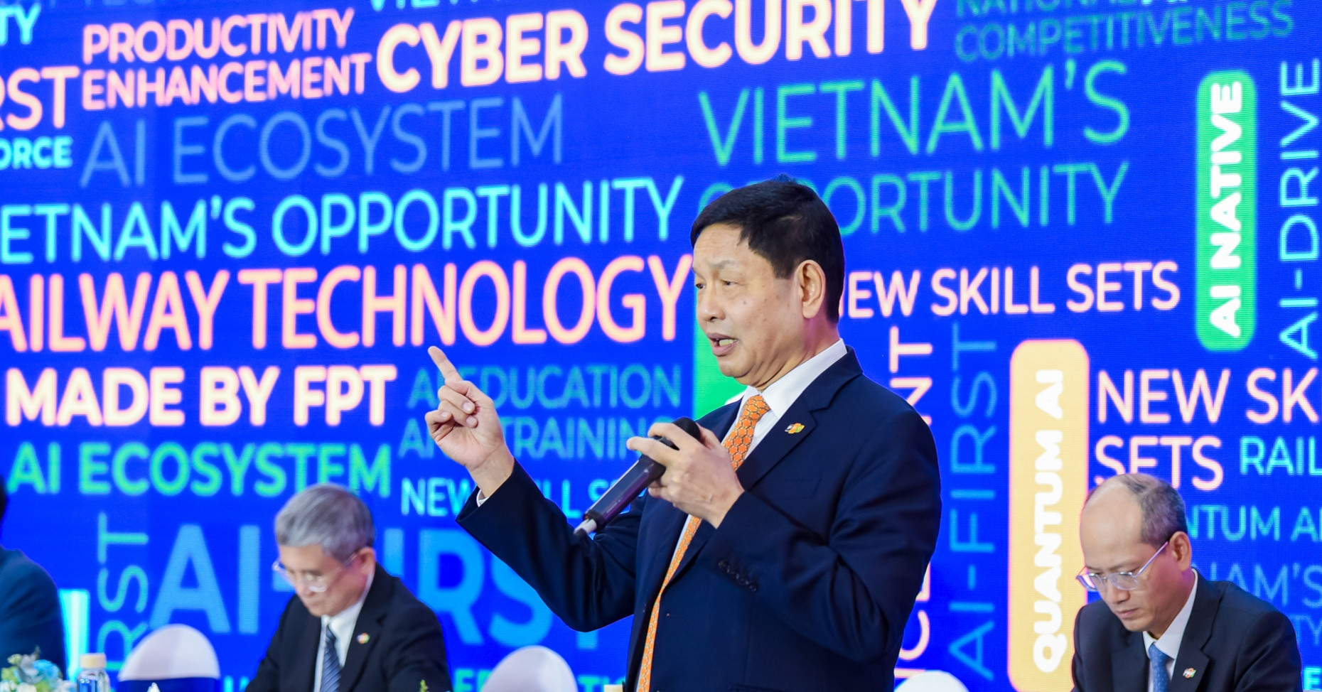 Nhật Bản trao Huân chương Mặt trời mọc cho Chủ tịch FPT Trương Gia Bình