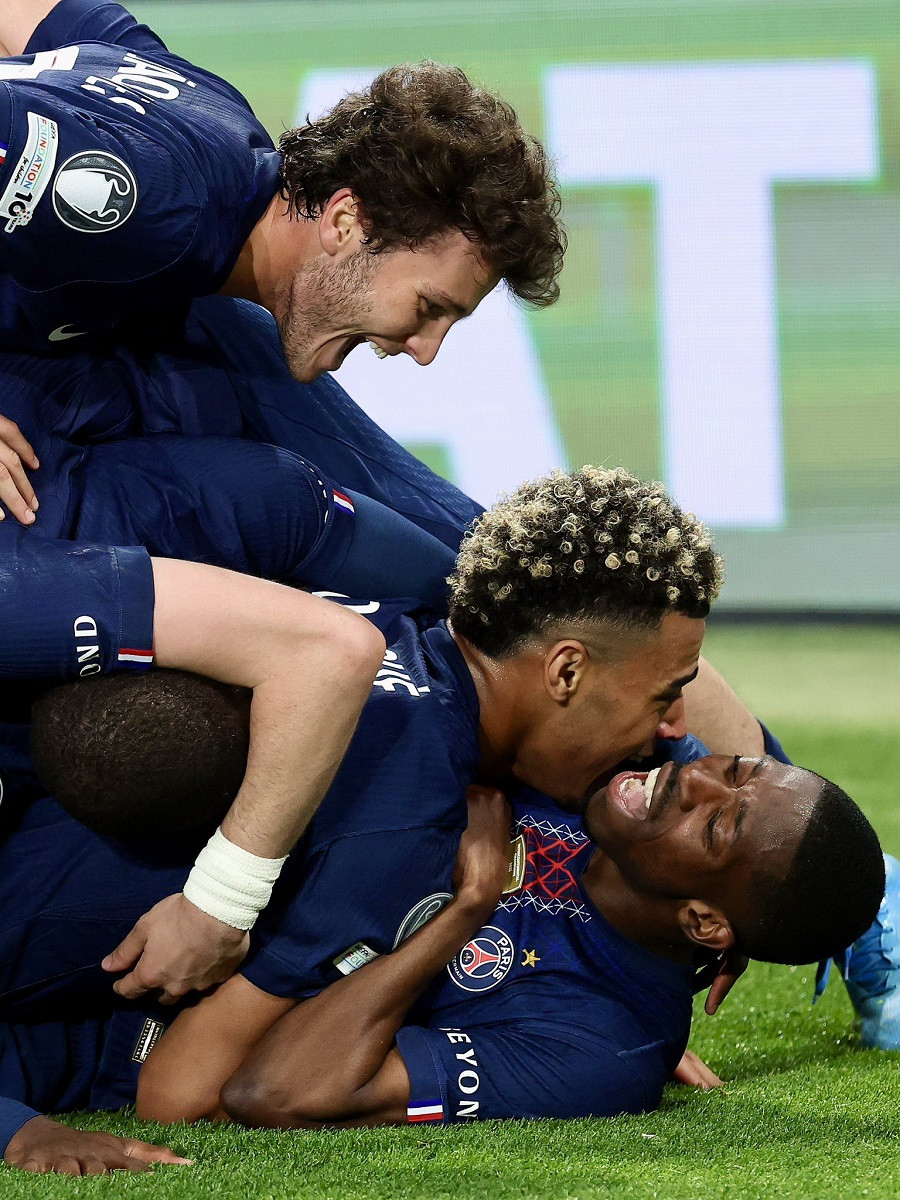 psg bayern psgfc.jpg