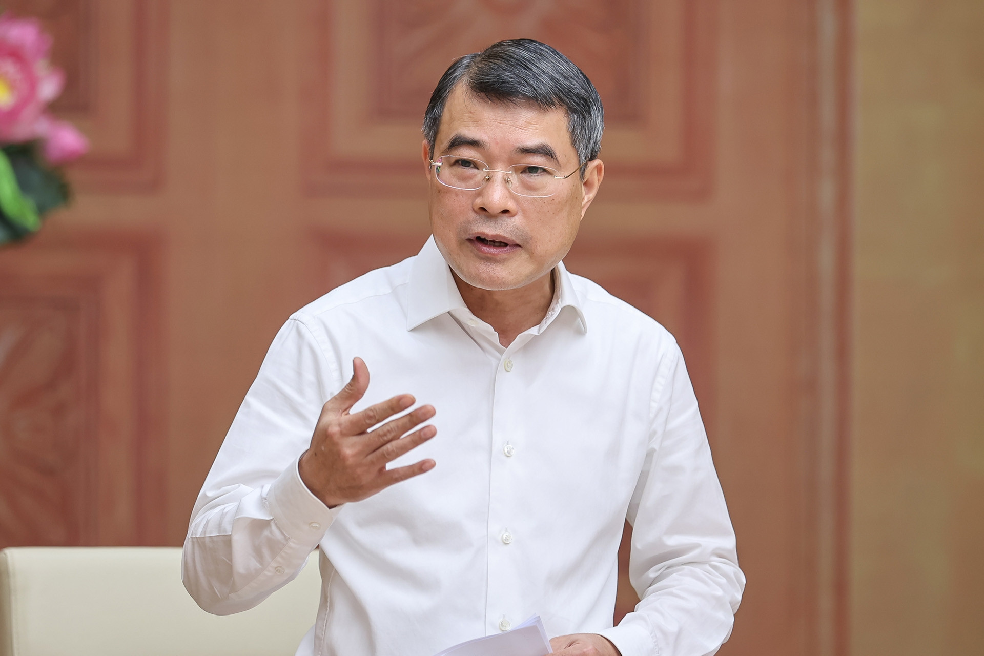 Thủ tướng: Không để chậm tiến độ, đưa vào khai thác sân bay Long Thành, Gia Bình