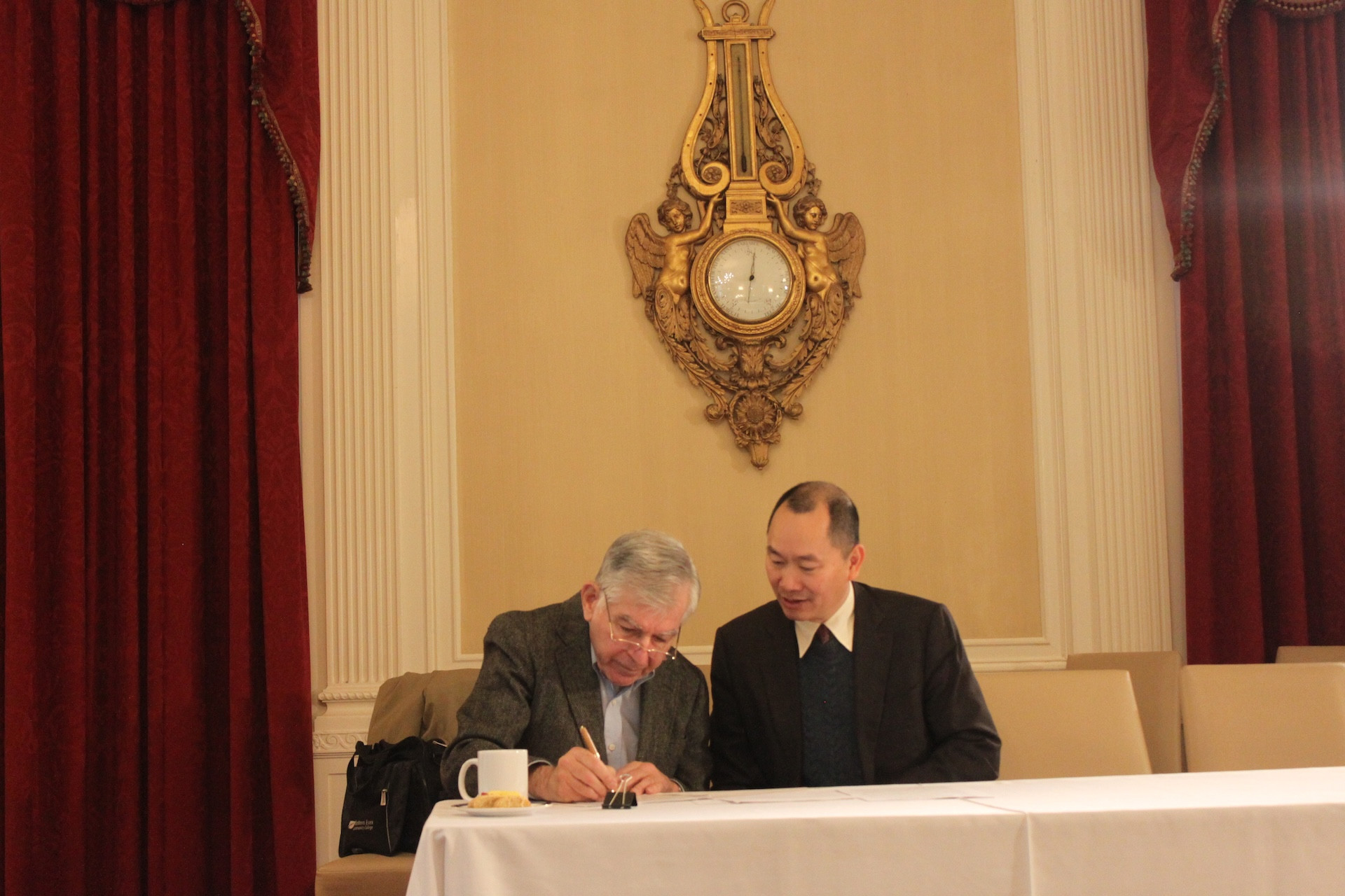 Tuan and Mike 12 12 2017 IMG_3046 (1).JPG