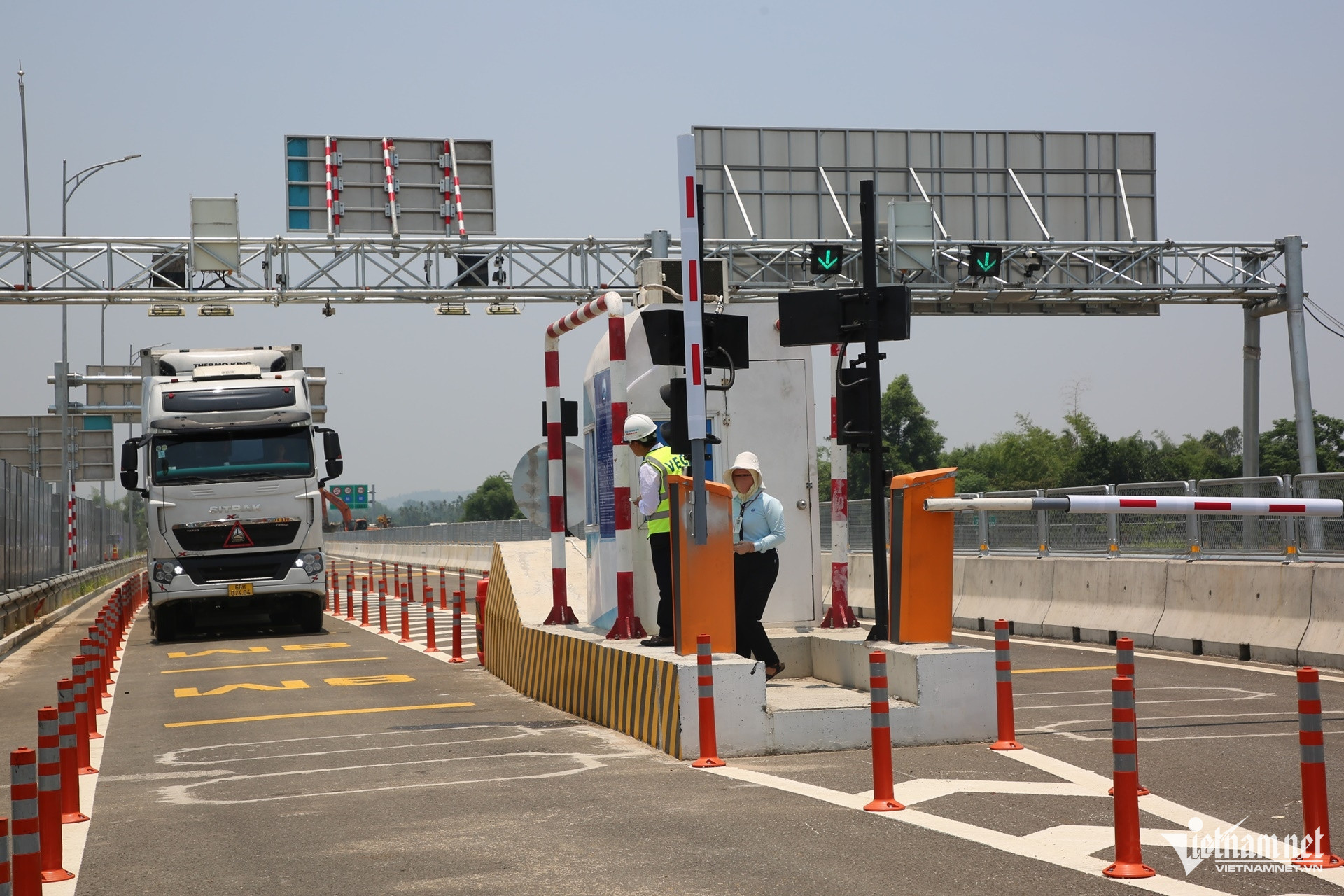 W-5A0A6047 (2).JPG.jpg