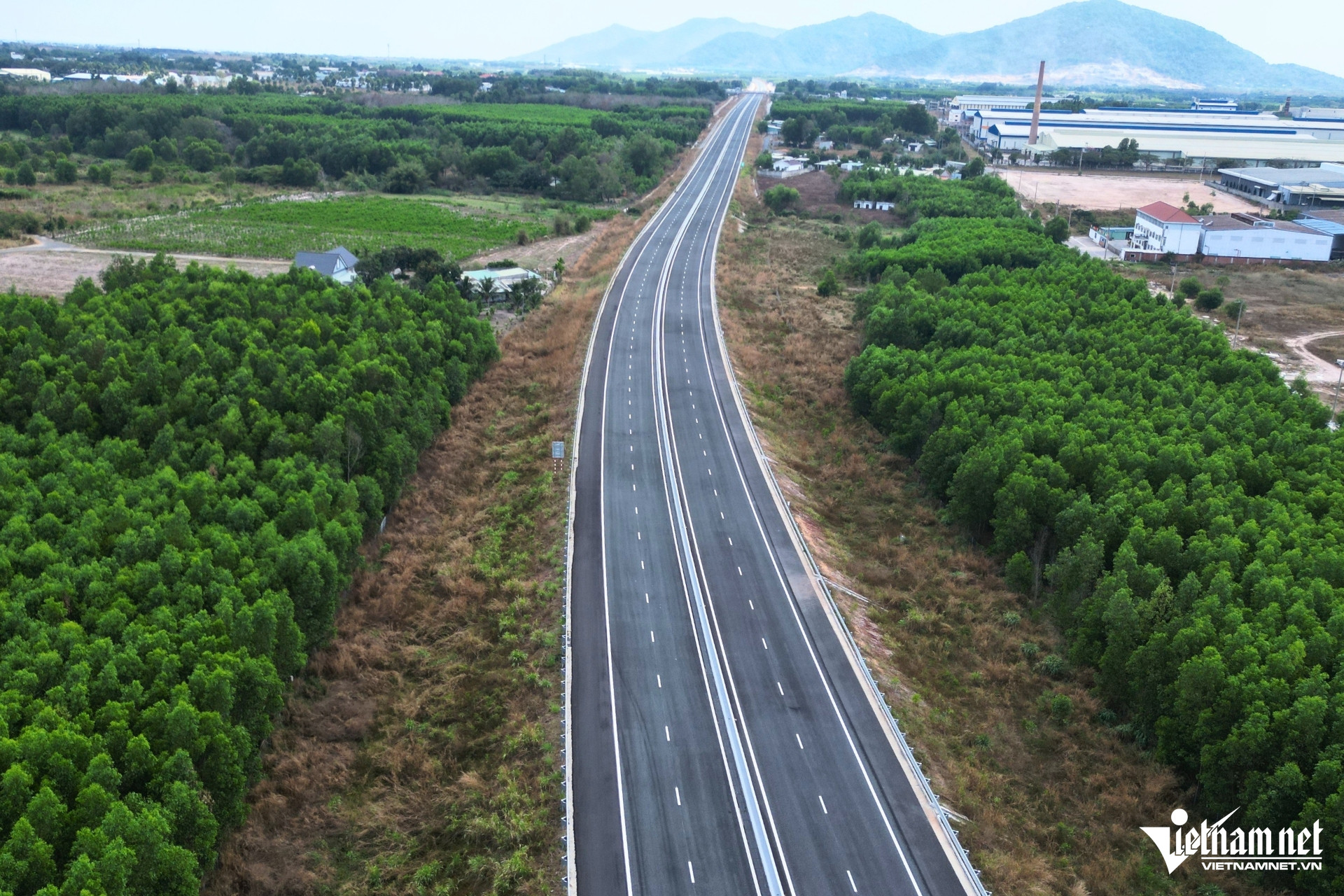 W-cao toc bien hoa vung tau 11.jpg