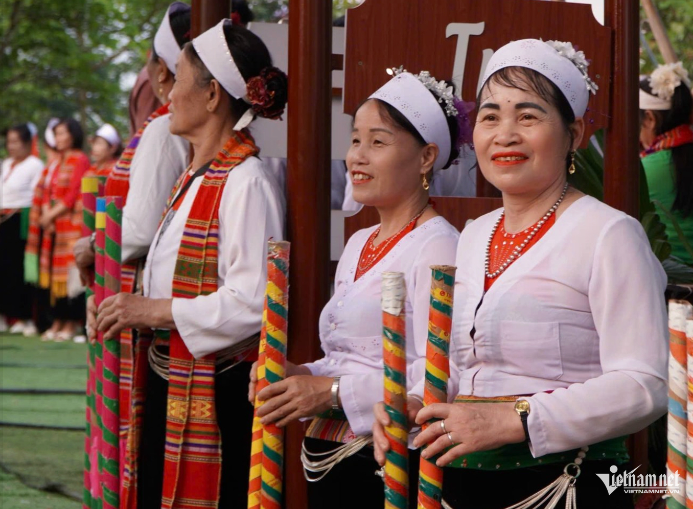 W-Long Cốc phú thọ.png