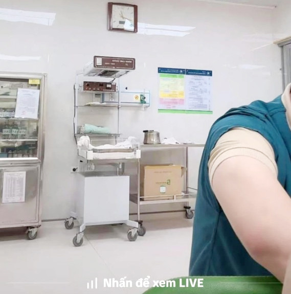 bac si livetream.jpg