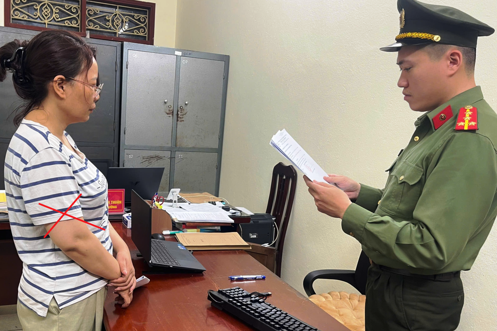 Bắt giam Cao Thị Hạnh lập Facebook giả nam giới, lừa một phụ nữ số tiền lớn