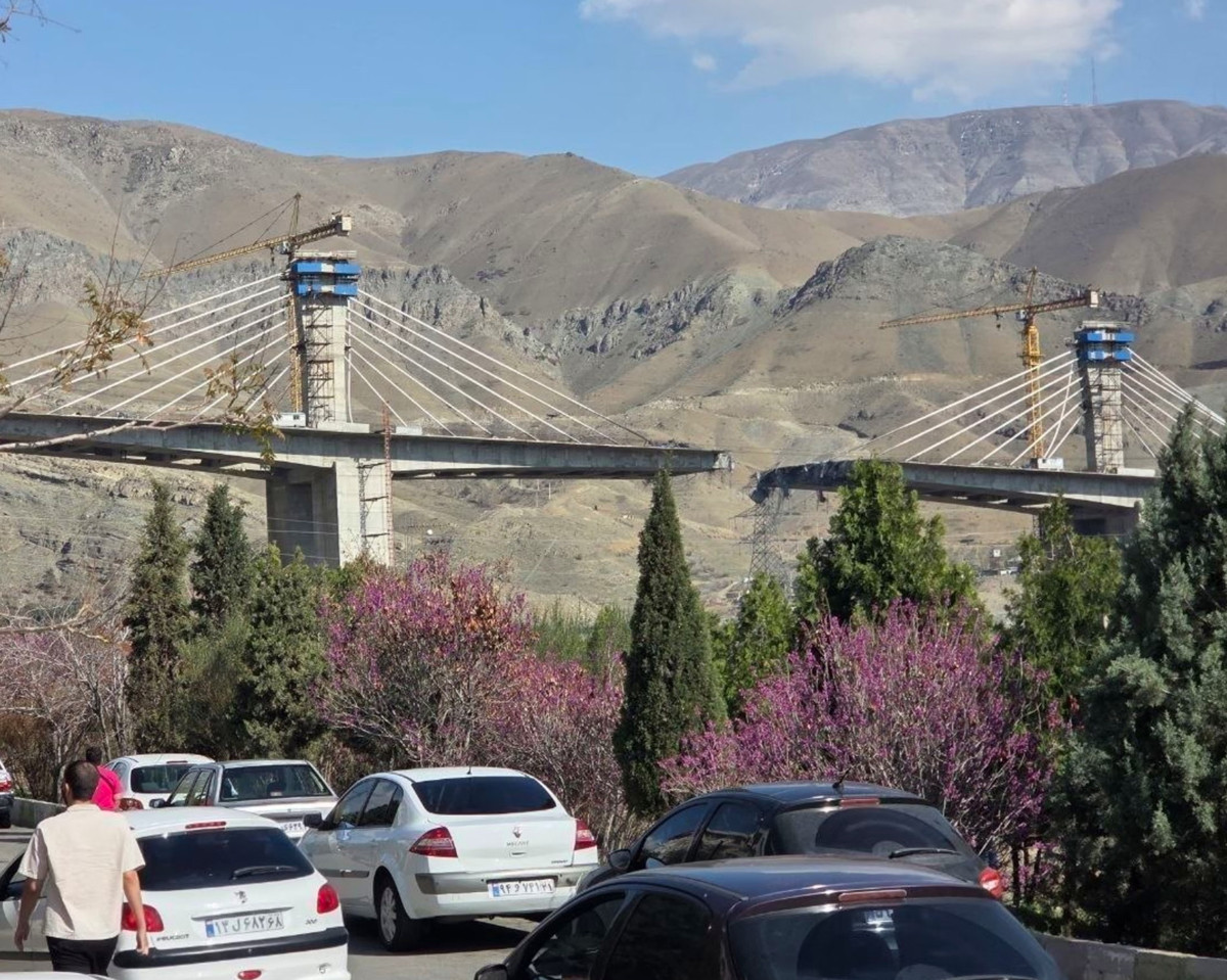 cau Iran bi My tan cong pha huy.jpg