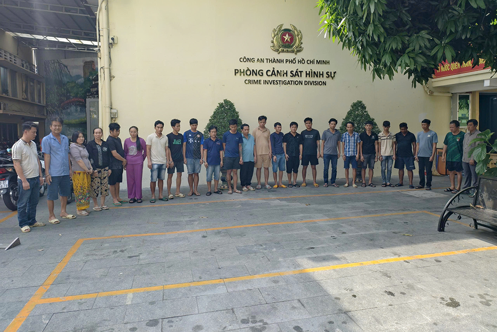 Chiêu bơm nước, chất tạ sắt để ‘rút ruột’ 500 tấn hàng của nhóm tài xế