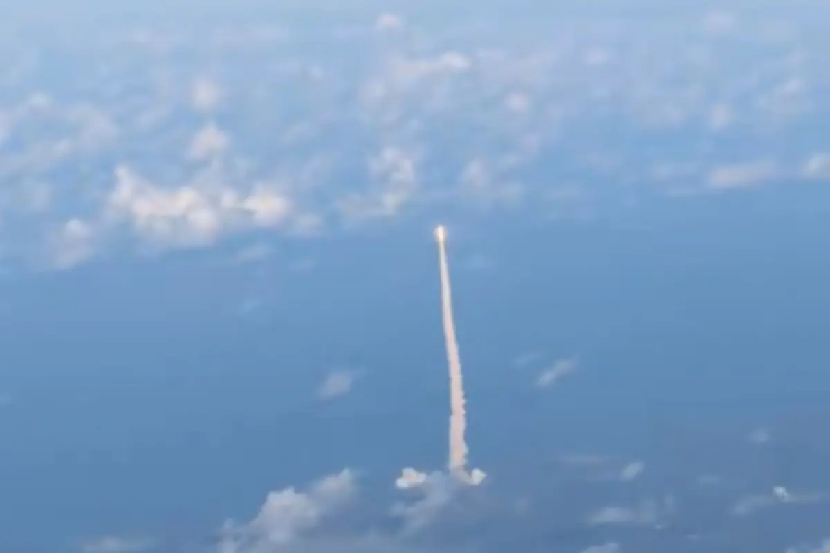 Phát sóng Artemis II gây thất vọng: Khán giả chỉ được ‘xem khói’