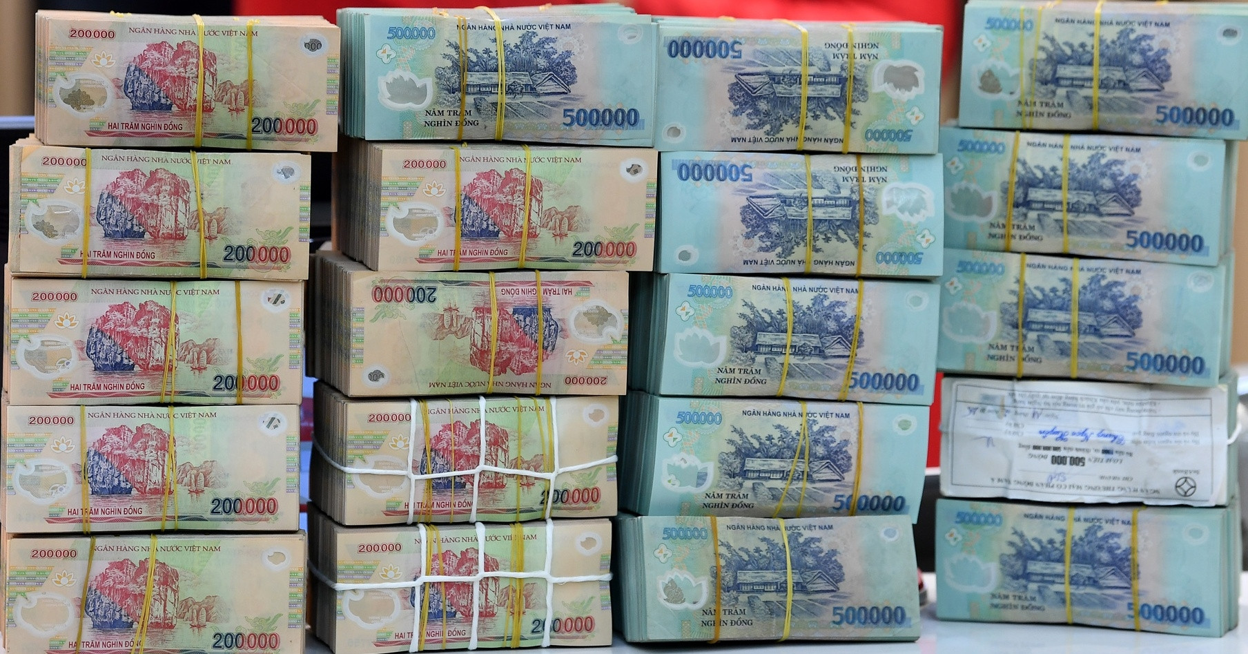 Thu ngân sách quý I vượt 32% dự toán, đạt hơn 829.000 tỷ đồng