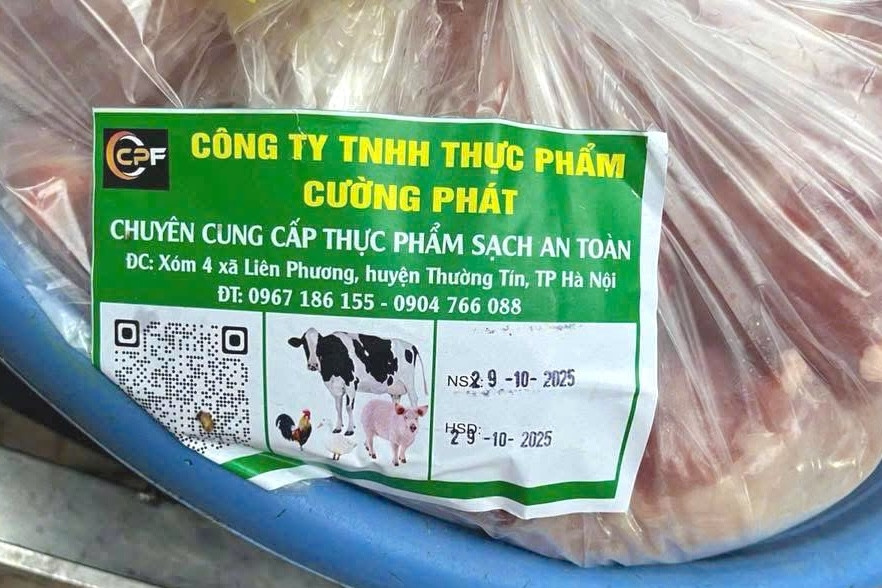 Từ vụ gần 300 tấn thịt lợn bệnh, phải soi xét nghiêm ngặt thực phẩm vào trường