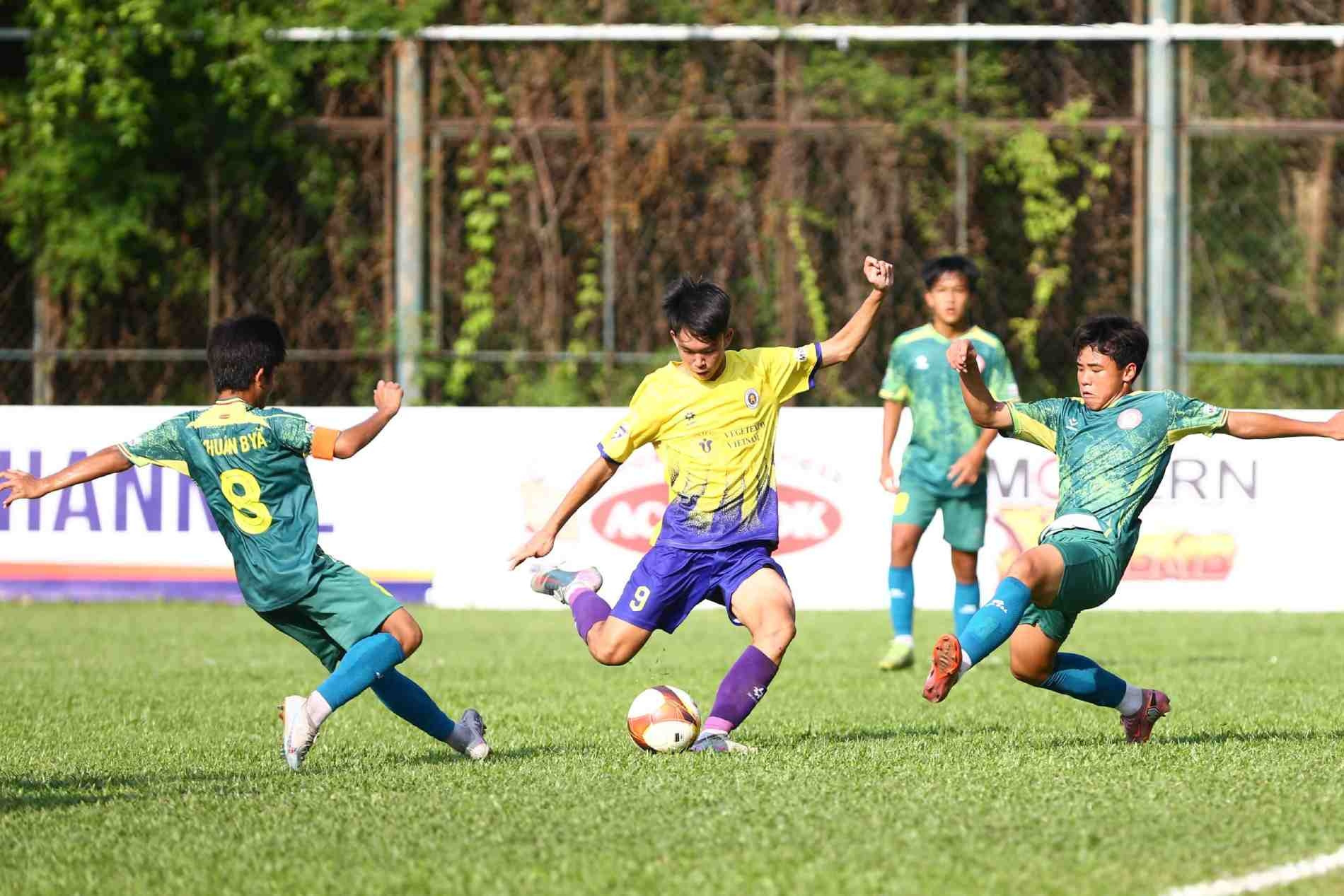 VCK U15 quốc gia: Hà Nội sớm có vé tứ kết