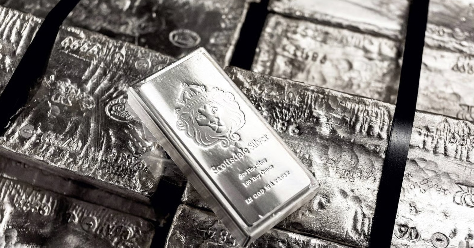 Giá bạc hôm nay 30/4/2026 tiếp tục giảm, cú sốc lớn vẫn đang diễn ra