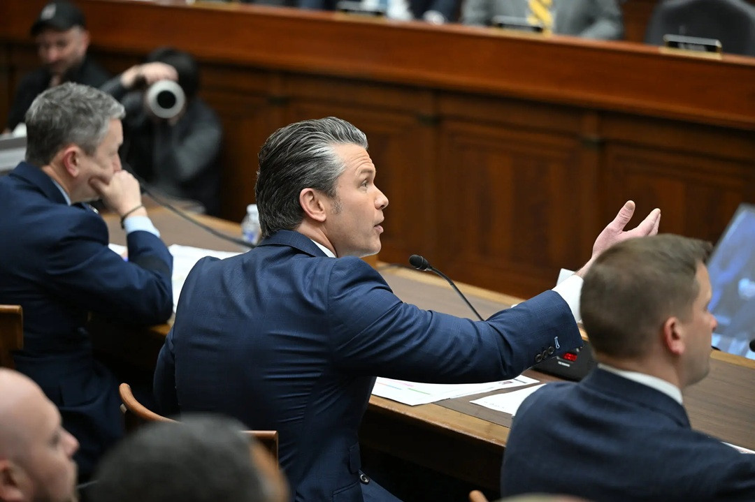 29dc hegseth generals zlfk superJumbo.jpg