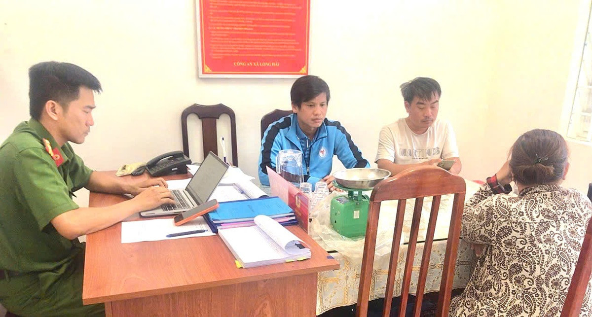 Du khách 'tố' mua 3,2kg ghẹ về cân chỉ 1,8kg, tiểu thương ở long hải TPHCM bị xử phạt.jpg