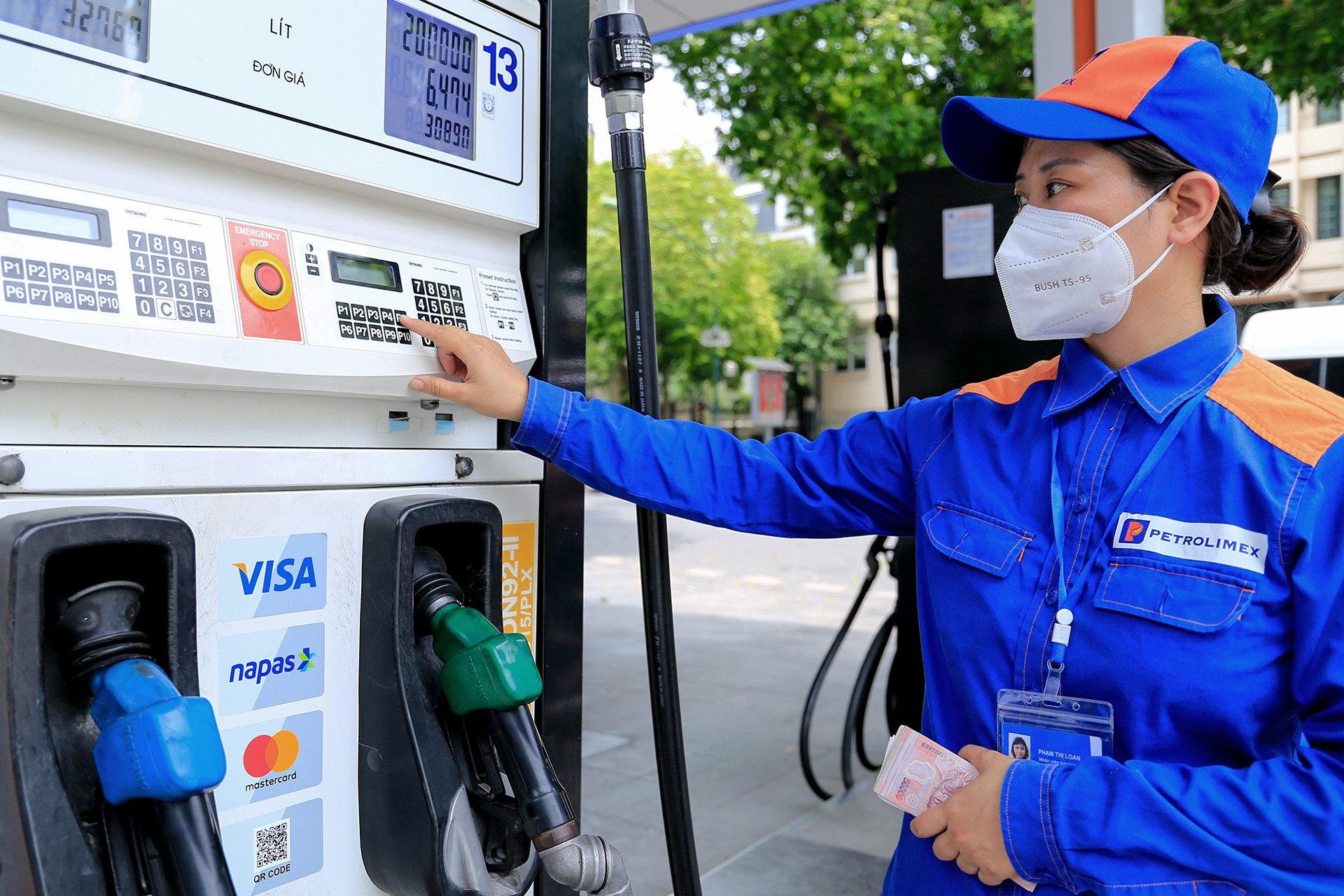 Giảm thuế nhập khẩu một số mặt hàng xăng, dầu về 0% thêm 2 tháng