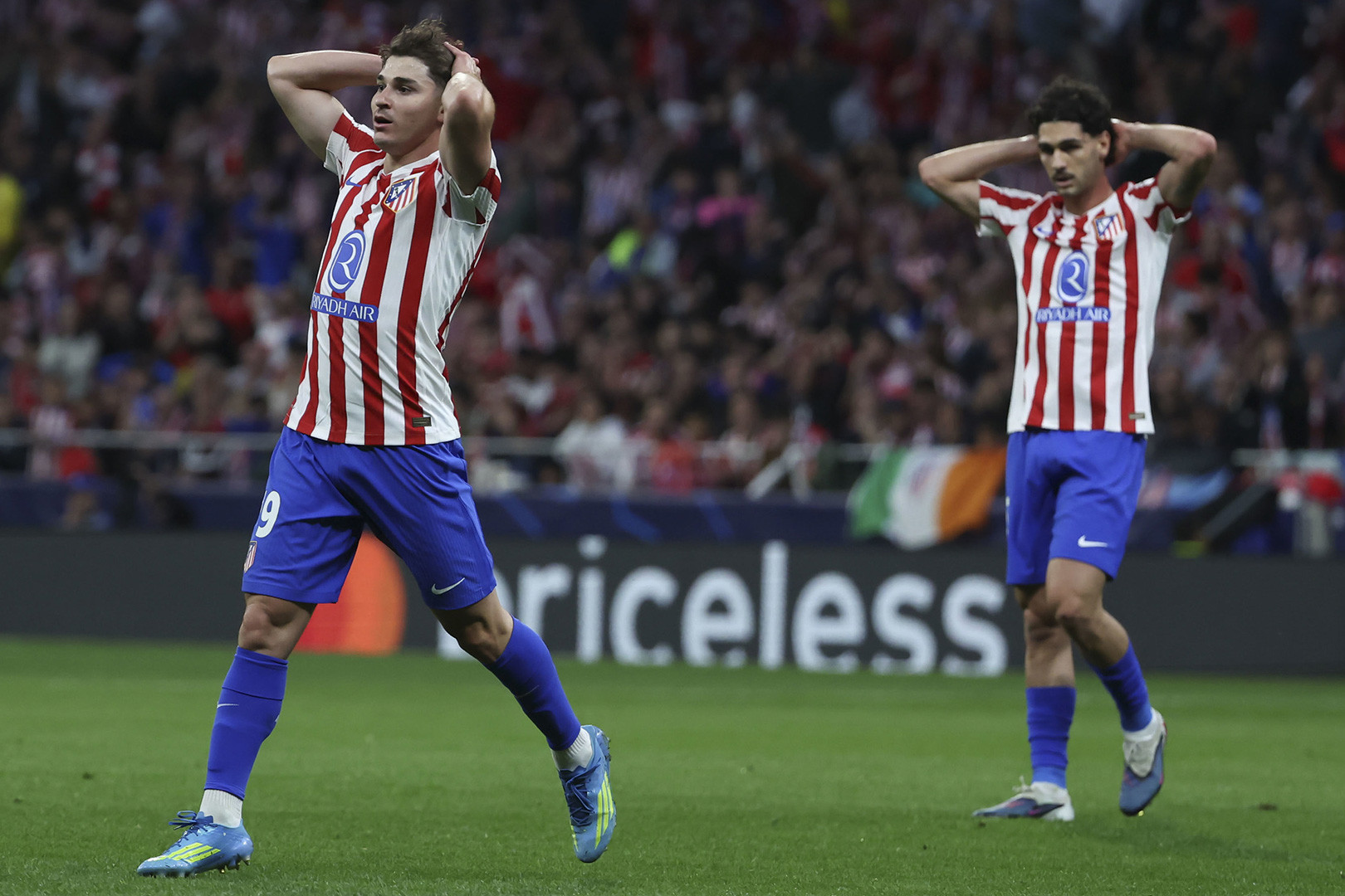 Julian Alvarez Atletico Arsenal.jpg