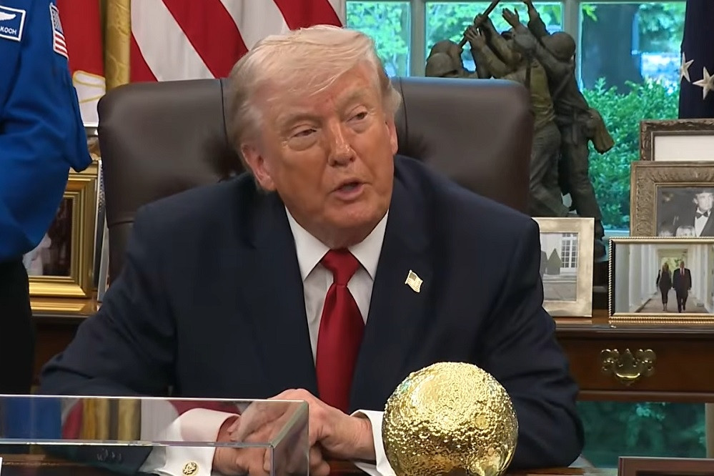 Ông Trump xem xét cắt giảm số lượng lính Mỹ đồn trú ở Đức