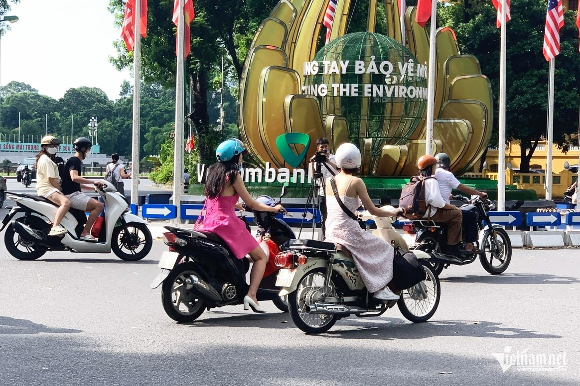 rrrrrrr   w xe may ha noi 58617.jpg