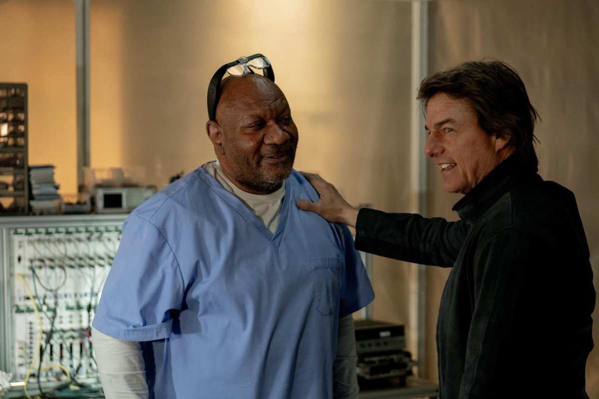 Tài tử 'Nhiệm vụ bất khả thi' đột quỵ trên bàn ăn giữa nhà hàng