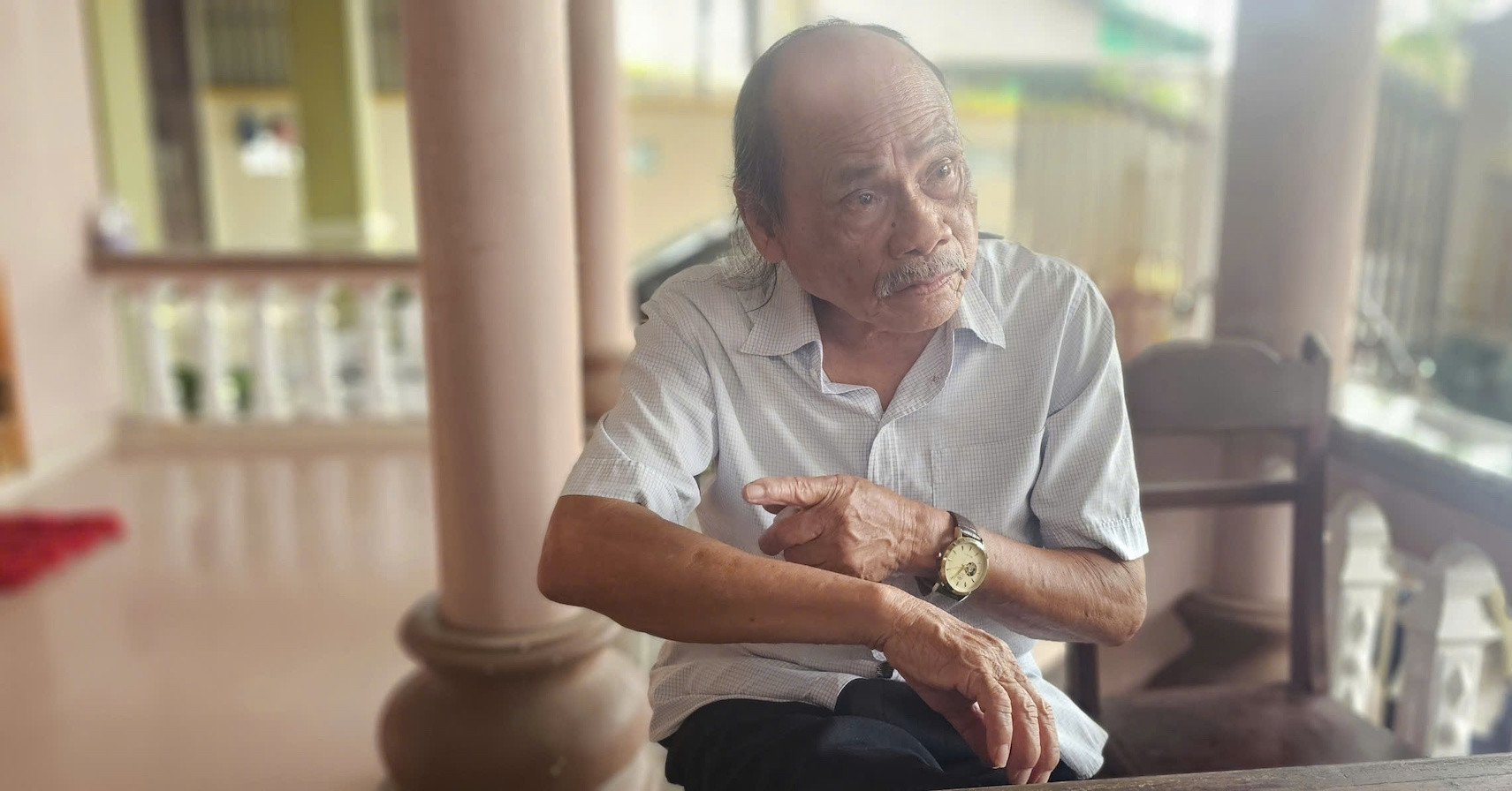 Vết đạn găm sâu trong cánh tay và giọt nước mắt của cựu tù Phú Quốc