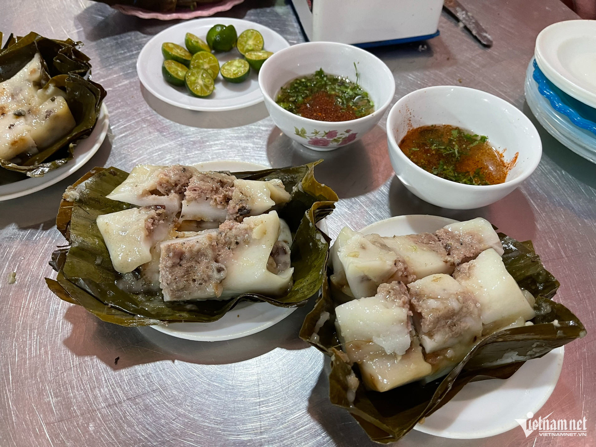 W-foodtour hải phòng.jpg