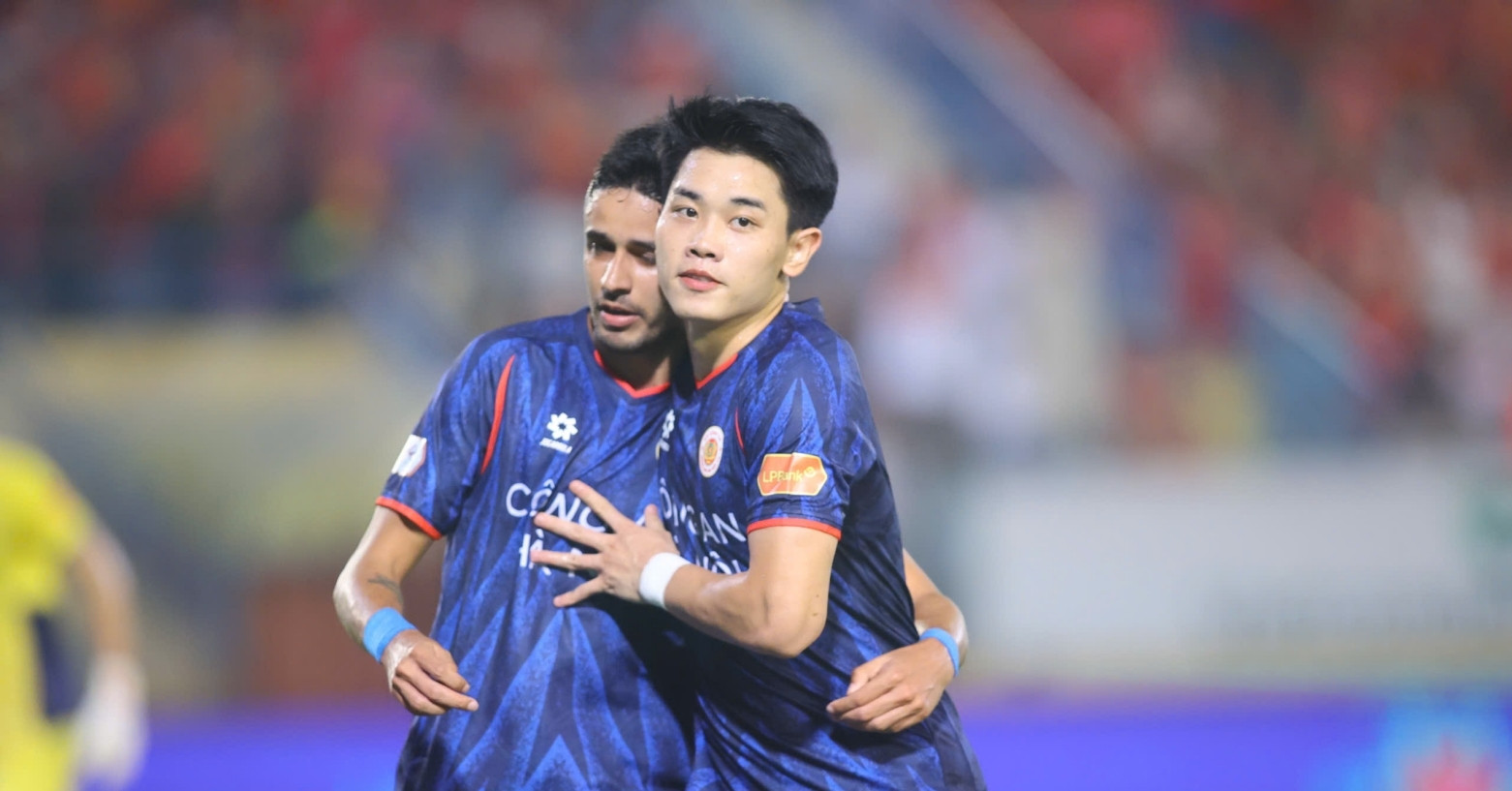 BXH V-League 2025/26 - Vòng 17 mới nhất: CAHN cô đơn trên đỉnh bảng
