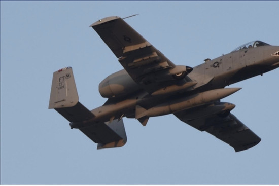  Bản tin cuối ngày 4/4: Iran treo thưởng 66.000 USD cho việc bắt giữ phi công Mỹ 