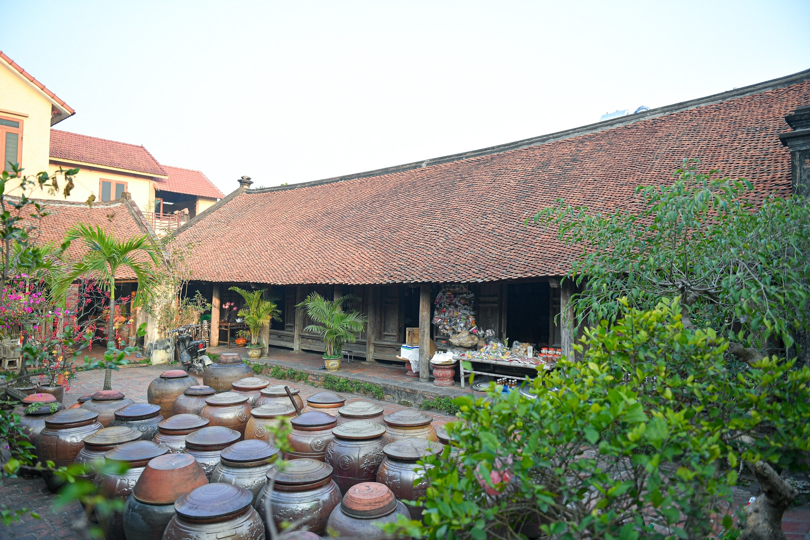 Bên trong ngôi nhà trăm tuổi ở Hà Nội, qua 14 đời con, cháu sinh sống