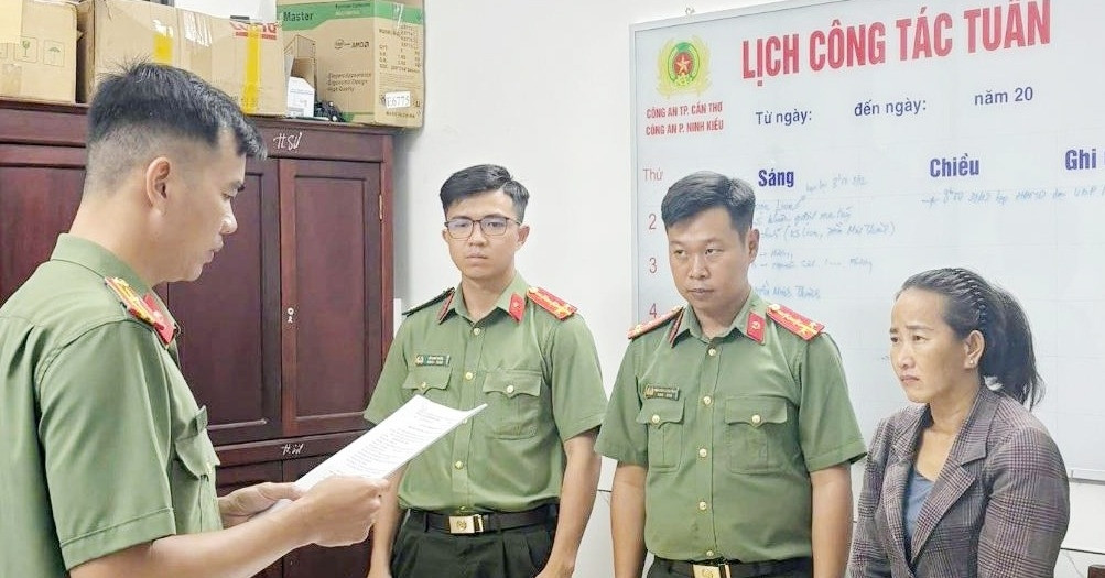 Huỳnh Thị Thu Thảo bị bắt giữ khi vừa từ nước ngoài về
