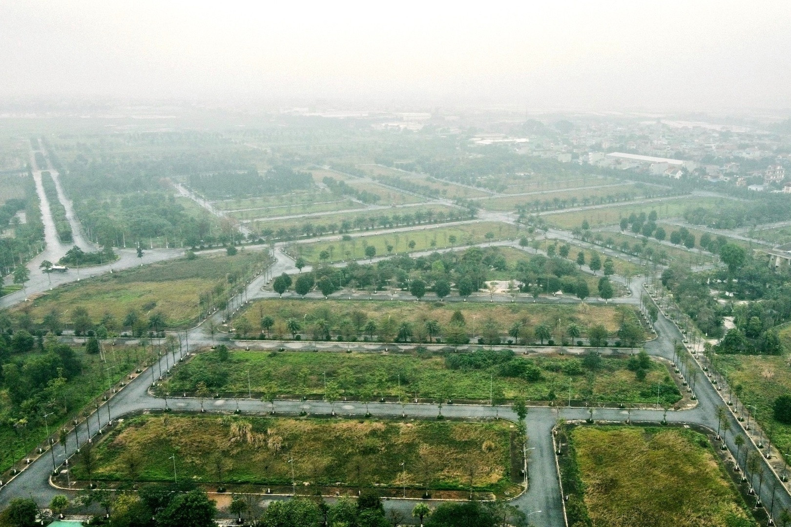 Nghiêm cấm lợi dụng quy định để trao thầu cho nhà đầu tư 'thân hữu, quen thuộc'