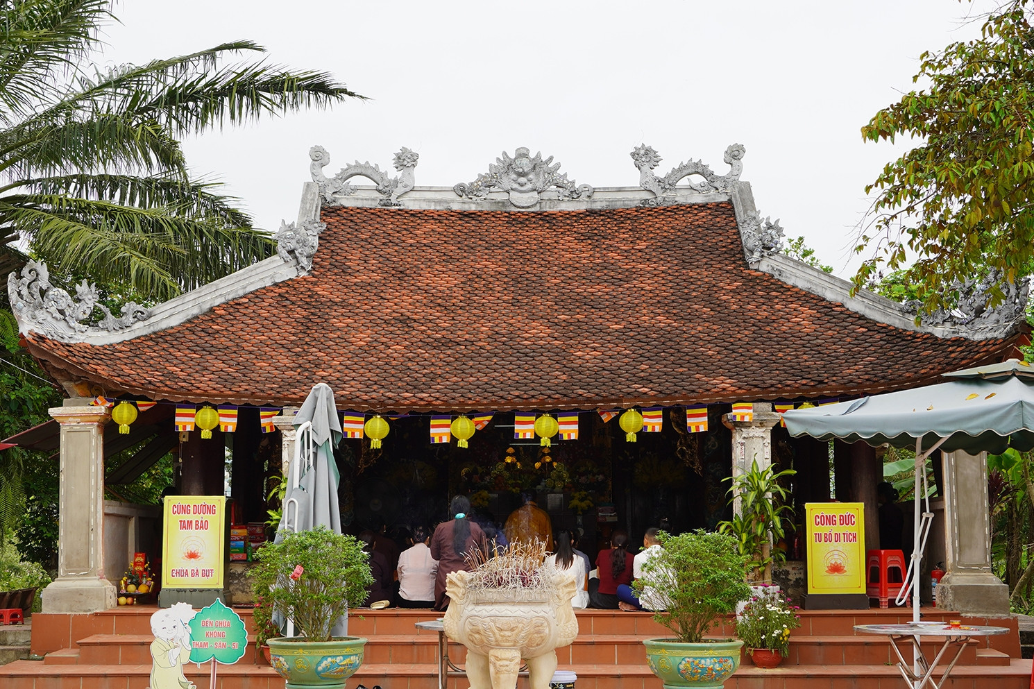 Ngôi chùa cổ bên dòng sông Lam lưu giữ 'báu vật' nghìn năm tuổi