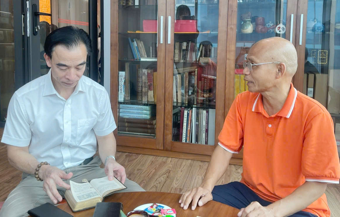 Nhiều giáo sư, ca sĩ tham gia Thư viện Người