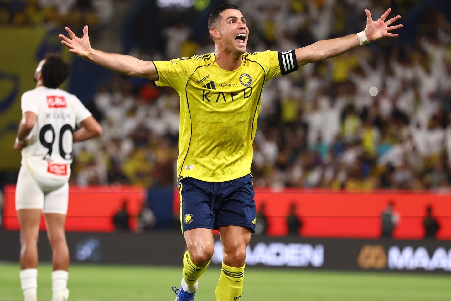  Ronaldo lập cú đúp ngày tái xuất, Al Nassr thắng hoành tráng 