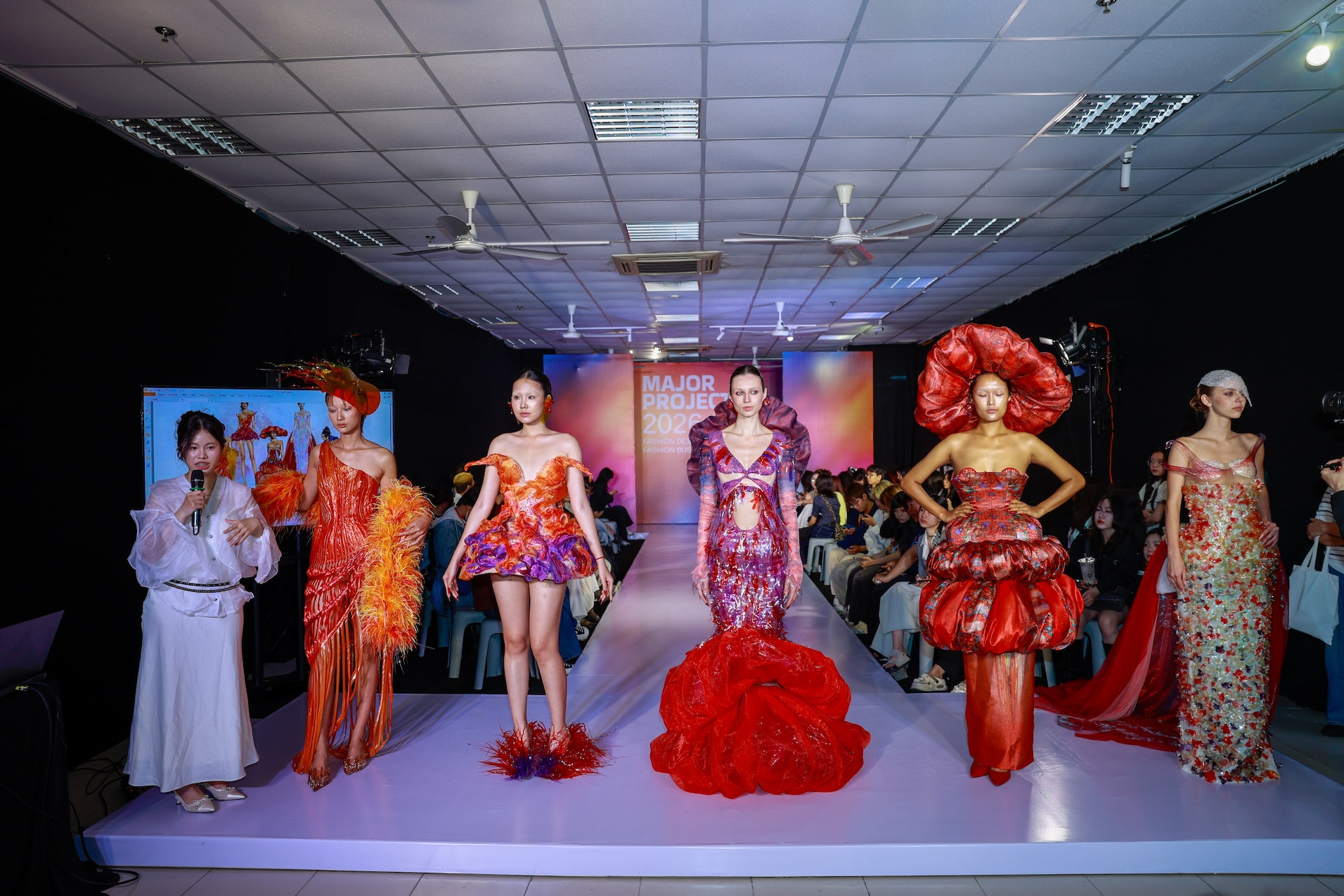 Top 5 Sv. Trần Thị Hoàng Hà .JPG