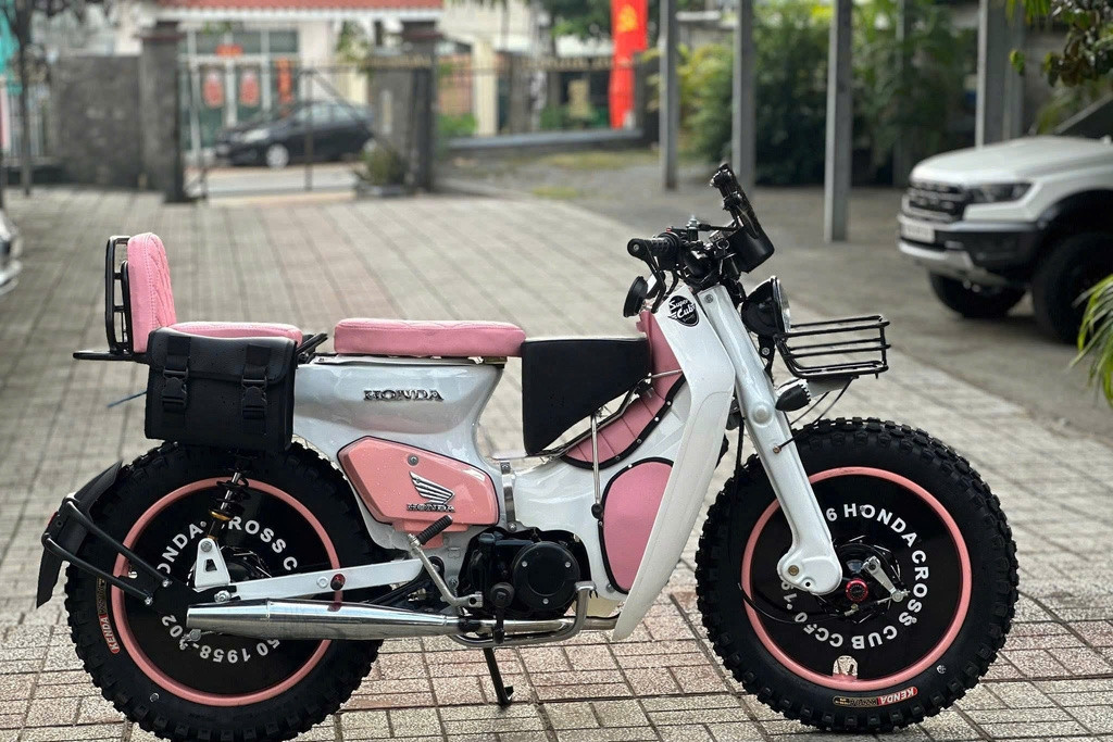 Từ Honda Cub 'đồng nát' thành xe chơi phố phong cách bánh béo cực chất