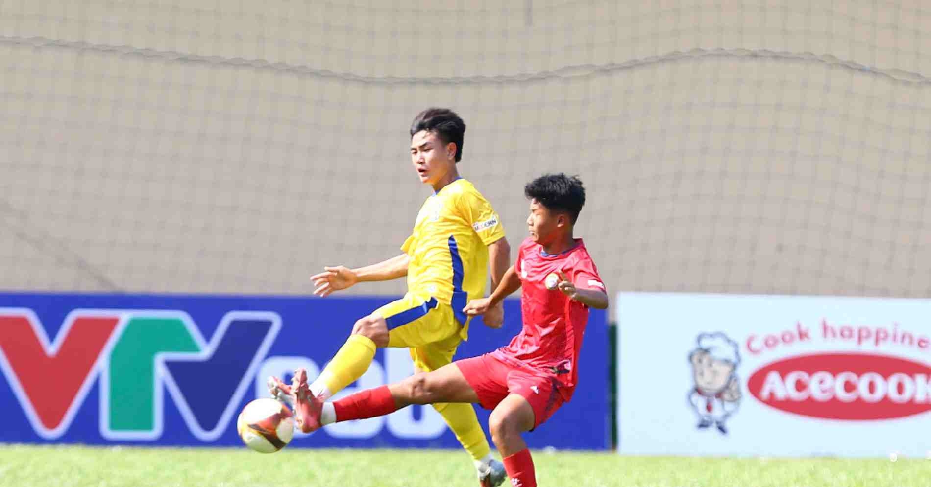 VCK U15 quốc gia: SLNA nối gót Hà Nội, giành vé tứ kết