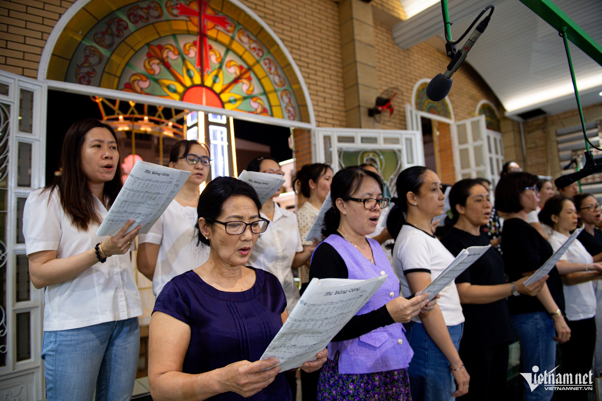 W-thiên chúa giáo   nguyễn huế 24.jpg