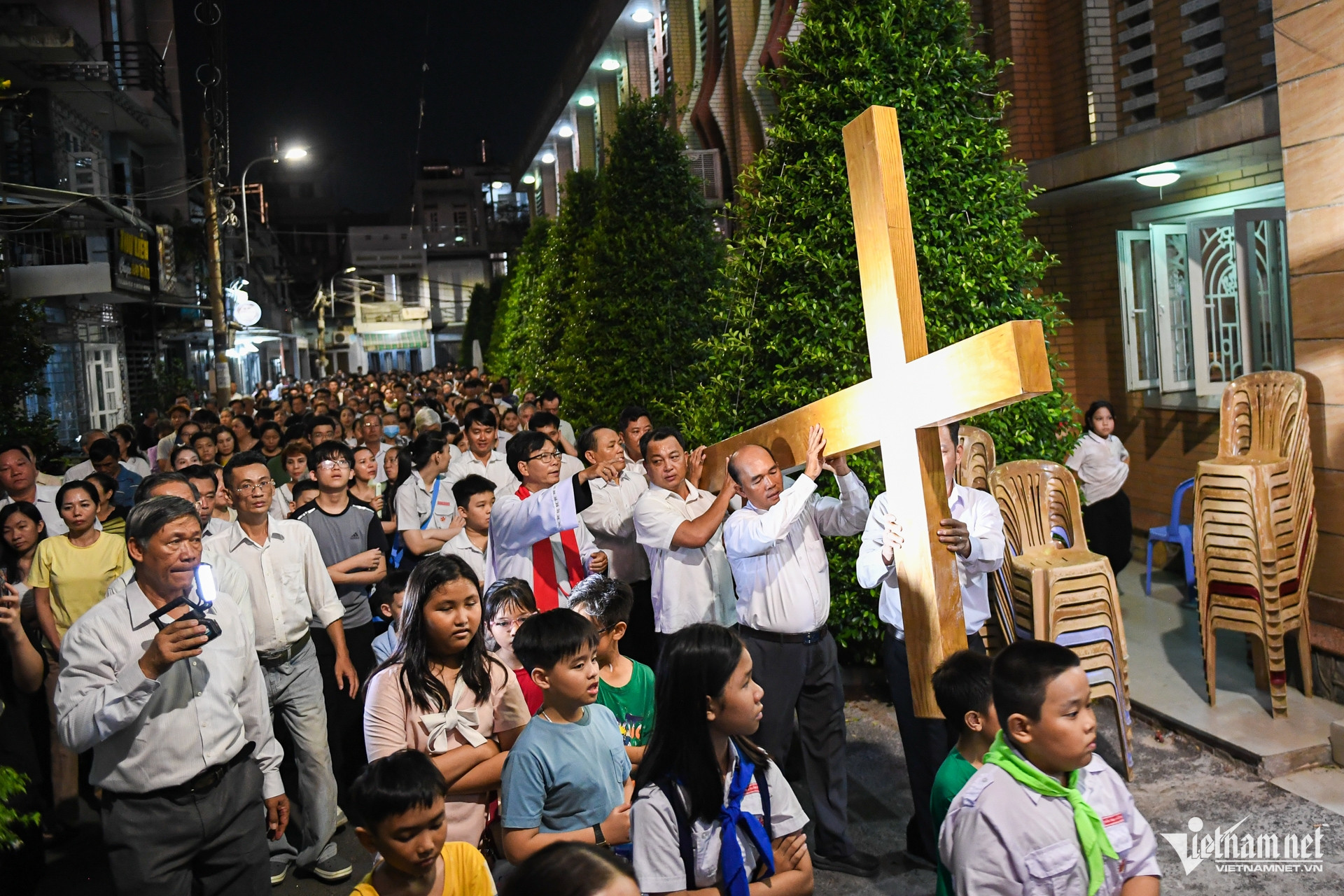 W-thiên chúa giáo   nguyễn huế 4.jpg