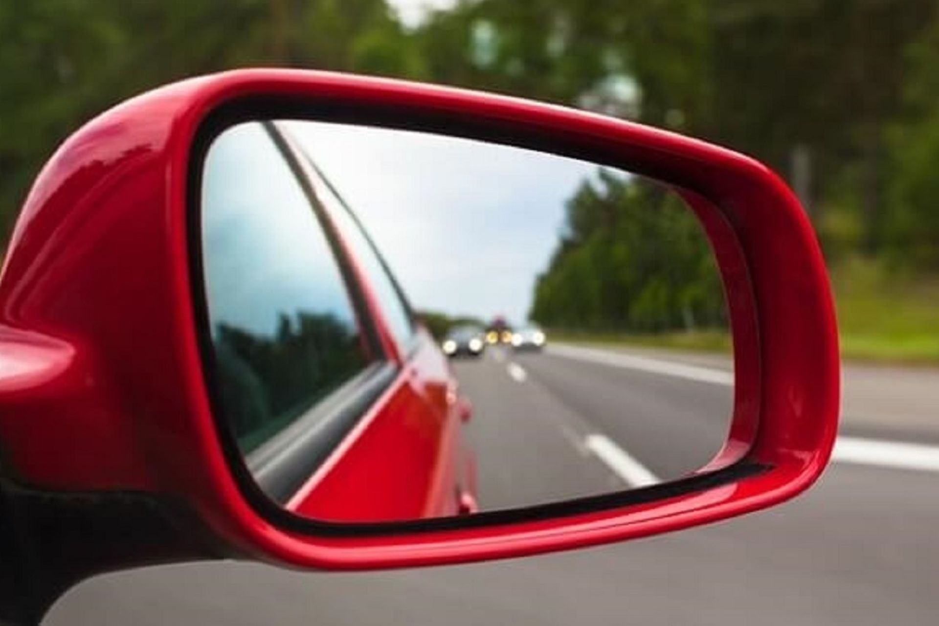 Điểm mù trên ô tô đời mới ngày càng lớn dù có 'hàng tá' công nghệ an toàn